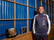 厄瓜多尔主帅：凯塞多是年轻人的榜样；球队表现令安帅惊讶