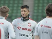 前波兰队长：我认为莱万很有可能参加两年后的欧洲杯