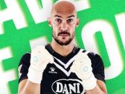 官方：西人门将德米特罗维奇的三连扑当选西甲3月最佳扑救