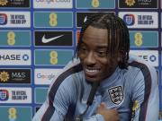 马杜埃凯：塔帅和图赫尔都是世界最佳教练；手腕只是轻微扭伤