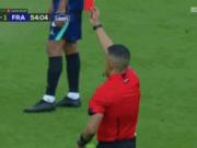 自2017年瓦拉内以来，法国队首次有球员在友谊赛中被罚下