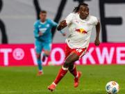 德天空：莱比锡希望再留迪奥曼德一个赛季，球员标价至少1亿欧