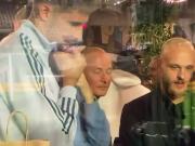 更好踢的对手？迪马尔科和维卡里奥在波黑点球赢下威尔士后庆祝