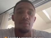 伯纳乌的语言宣言阿诺德的文化融入之路