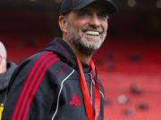 重回安菲尔德教练席，克洛普带队出战传奇慈善赛