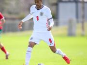 今天凌晨佩志首发代表英格兰U18出战，蒙加和哈钦...