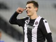 莫雷托：安德烈-科斯蒂奇转会费为350万固定+450万奖金+二转