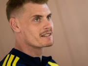 瑞典队官方：圣保利后卫史密斯伤退，无缘对阵波兰的比赛