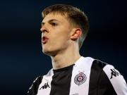 官方：米兰签下贝尔格莱德游击队前锋安德烈-科斯蒂奇