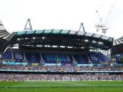 曼晚：曼城计划赛季前开放阿提哈德北看台顶层，还需进行测试