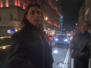 卡拉菲奥里拒绝在英超奖杯贴纸上签名，并表示自己有点迷信