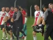 阿圭罗确认自己在老将比赛中跟腱断裂：很可能需要手术