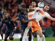 范德法特：德弗赖踢得很一般，他几乎每次遇到对抗就倒地