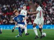 美因茨主帅：我祝贺了佐野海舟，在温布利击败英格兰很了不起