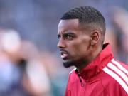 Van Dijk: Isaac wasn't affected by the boos, he will be very important.