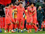 国足两战稳中求变，邵佳一的改革从让每个人踢舒服开始