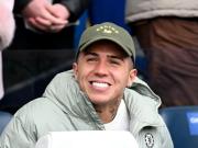 现场支持球队，被内部停赛的恩佐现身斯坦福桥