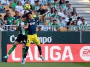 半场：贝蒂斯0-0西班牙人，德米特罗维奇扑救建功