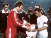 “黑野兽”定格五十年前第一场欧洲德比 亦作今日讨贼檄文！