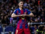 世体：莱万希望帮巴萨夺得西甲和欧冠冠军，然后再续约一年