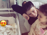 本坦库尔宣布第二个孩子降生：现在我们是一个四口之家了