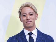 本田圭佑：铃木彩艳身体素质像怪物；他脚下力量太神了