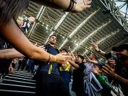 多家意媒：佩林半场被换下是因为小腿肌肉不适