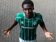 曼联盯上卡里姆·库利巴利，18岁天才中卫引发英超混战？