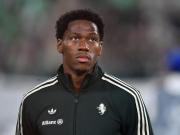 TA: David will join Atletico Madrid on a one-year loan; Alvarez remains a focus of attention.