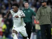 孔帕尼：维尼修斯应该保持他自己的风格，我完全支持他