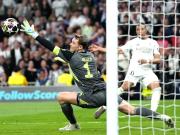 诺伊尔拜仁生涯仅4场完成9次以上扑救，其中两场是对皇马