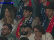 法国F1车手大团建，奥康、加斯利和哈贾尔观战大巴黎vs利物浦