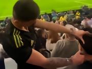 一网红在皇马与拜仁比赛期间于伯纳乌看台理发，引球迷不满