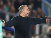 巴萨0-2马竞！漏判点球+红牌，弗里克质疑VAR判罚尺度