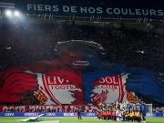 霸气十足，巴黎赛前秀出“浩克手撕利物浦”TIFO