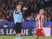 欧冠已连续三年现手接球争议，裁判一次判点，两次无表示