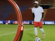 戴维斯宣布代言红牛，图片报：该合作在拜仁球迷内部引发争议