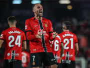 战火中走出的“海盗”，用绝杀皇马的一跪，治愈了所有苦难