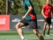 外脚背，一切尽在掌控