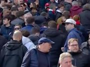 阿森纳球迷提前离场，伯恩茅斯球迷大声嘲讽：是火警演习吗