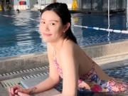 泳坛美女刘湘现场观战海牛vs玉昆，曾夺亚运会50米仰泳冠军