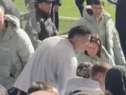 继续支持球队，被队内停赛的恩佐再度现身斯坦福桥