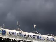 喝倒彩，博主：球队完成简单传导后，切尔西球迷高唱“哦嘞哦嘞”