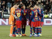 马卡：巴萨全队上下团结一心，相信能逆转马竞