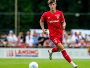 每体：巴萨关注18岁荷兰中卫奈斯塔德，但认为800万欧标价过高