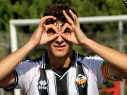 阿斯：皇马将签下18岁西班牙前锋圣马里亚，球员下赛季加盟