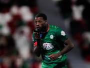 天空：35岁威纳尔杜姆与达曼协作合同今夏到期，他渴望回英超