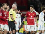 剑南春｜十人曼联1-2利兹联，奥卡福尔双响，利马直红