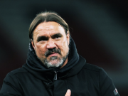 客胜曼联是利兹联本赛季英超客场第二场胜利，第一胜是对狼队