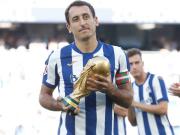 AS: Oyarzabal's exclusion from the 30-man Ballon d'Or shortlist draws attention.
